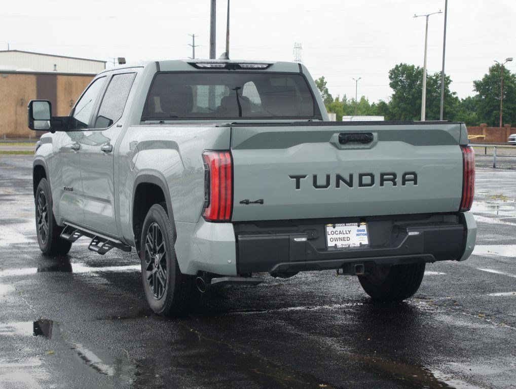Used 2024 Toyota Tundra Limited AWD/4WD image 16