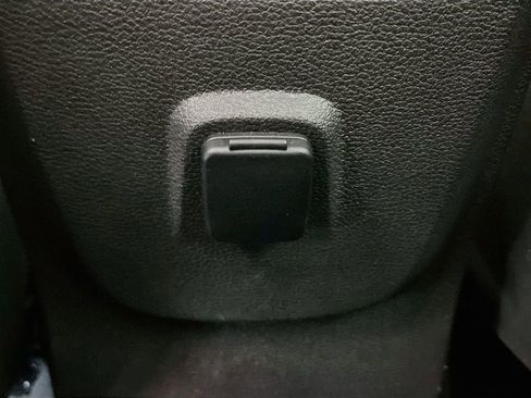 Used 2019 Ford Escape SEL AWD/4WD image 25