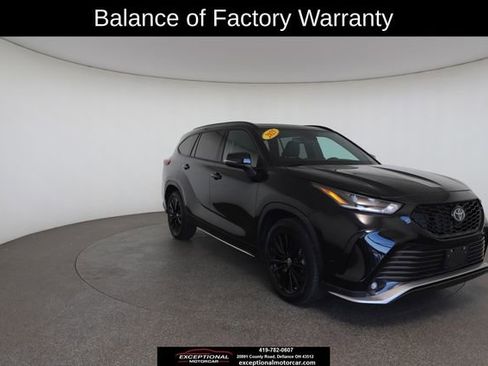Used 2025 Toyota Highlander XSE AWD/4WD image 28