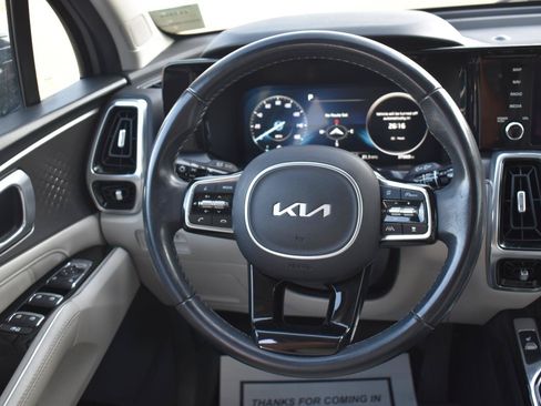 Used 2023 Kia Sorento SX AWD/4WD image 34