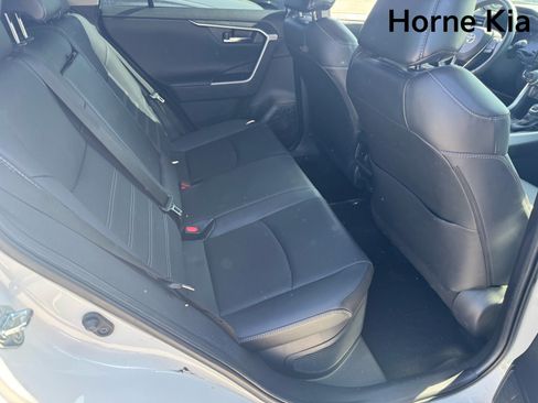 Used 2022 Toyota RAV4 Limited AWD/4WD image 26