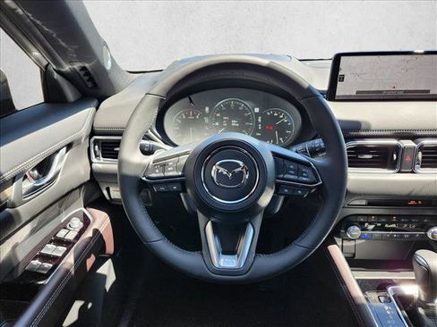 New 2025 MAZDA CX-5 Signature image 19