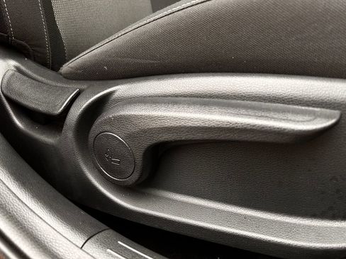 Used 2024 Kia Forte LXS image 29