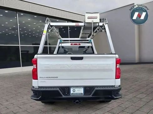 Used 2022 Chevrolet Silverado 1500 W/T w/ WT Value Package image 4