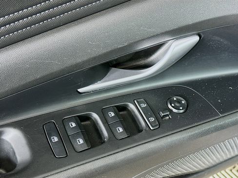 Used 2023 Hyundai Elantra SEL w/ Convenience Package FWD image 15