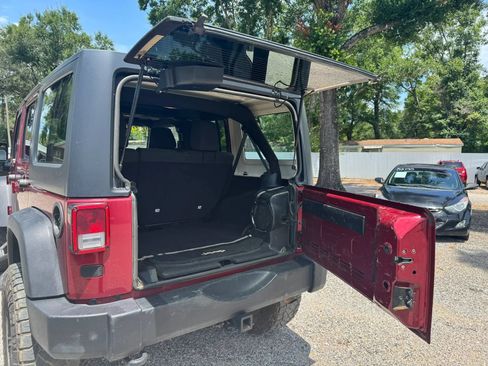 Used 2011 Jeep Wrangler Unlimited Sport AWD/4WD image 6