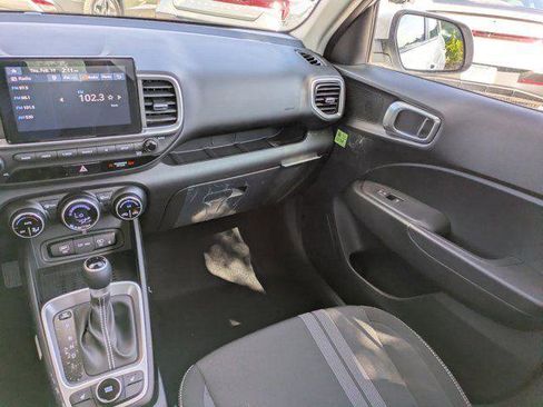 New 2026 Hyundai Venue SEL image 11