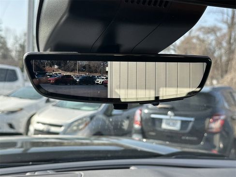 Used 2025 GMC Sierra 1500 Denali Ultimate image 34