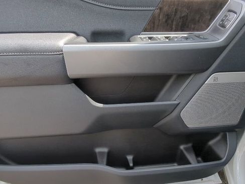 New 2026 Ford F250 Lariat w/ Lariat Ultimate Package image 28