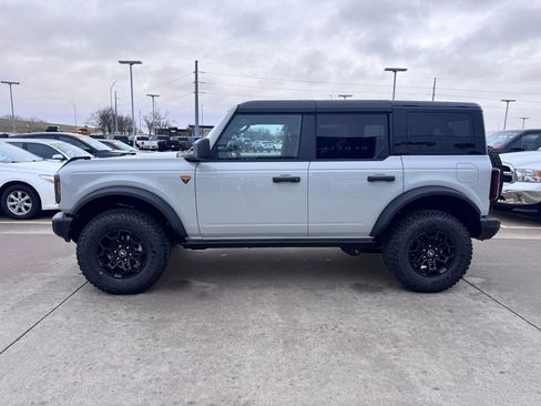 New 2026 Ford Bronco Badlands AWD/4WD image 16