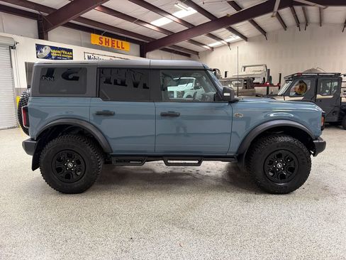 Used 2023 Ford Bronco Wildtrak AWD/4WD image 9