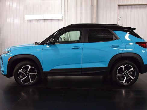 Used 2022 Chevrolet TrailBlazer RS w/ Technology Package AWD/4WD image 4