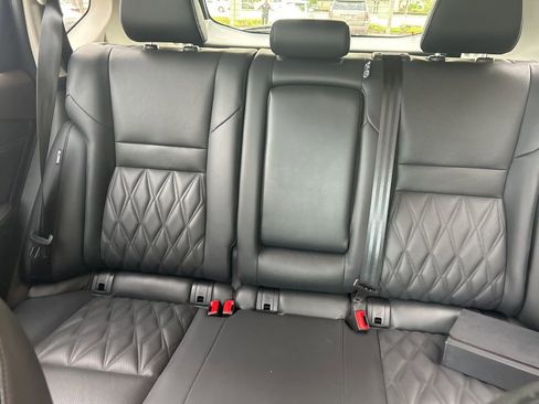 Used 2023 Nissan Rogue Platinum w/ Platinum Premium Package image 16