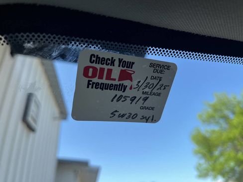 Used 2011 Chevrolet Silverado 2500 W/T image 28