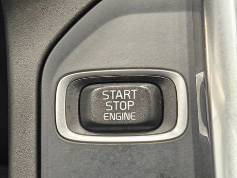 Used 2017 Volvo XC60 T5 Inscription w/ Preferred Option Package image 49