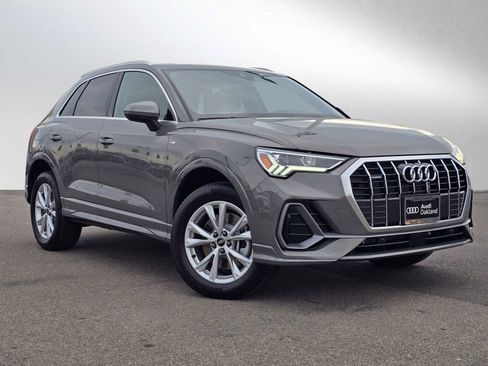 New 2025 Audi Q3 2.0T Premium image 1