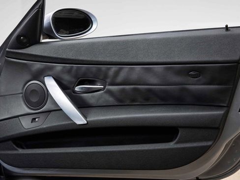 Used 2006 BMW M Roadster Base 2dr Convertible image 64