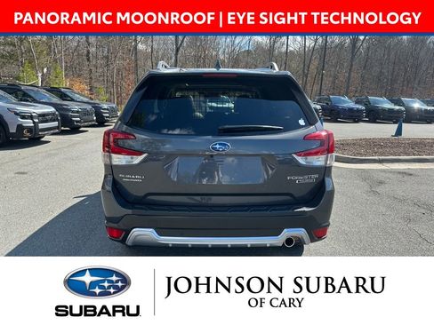 Used 2022 Subaru Forester Touring image 4