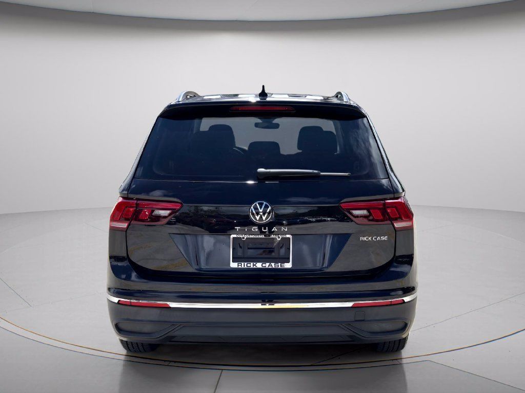 Certified 2024 Volkswagen Tiguan S FWD image 5