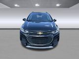 Used 2021 Chevrolet Trax LT w/ LT Convenience Package image 2