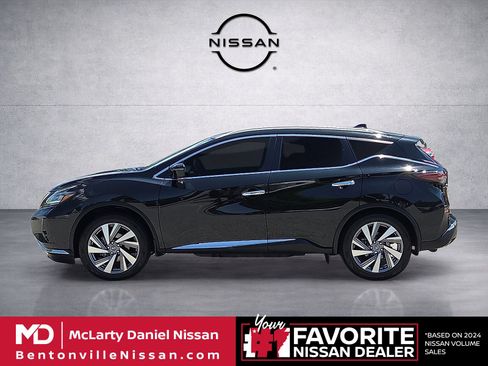 Used 2019 Nissan Murano SL w/ SL Technology Package FWD image 3