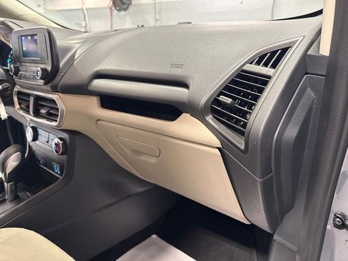 Used 2021 Ford EcoSport S FWD image 32