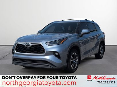 Used 2021 Toyota Highlander XLE