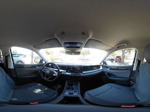 Used 2026 Volkswagen Tiguan SE AWD/4WD image 42