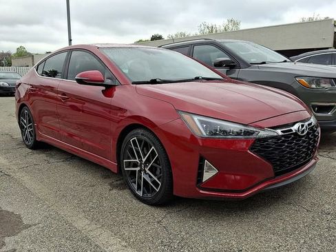 Used 2019 Hyundai Elantra Sport w/ Cargo Package FWD image 2