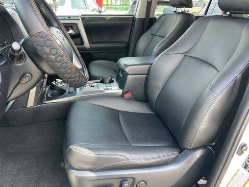 Used 2022 Toyota 4Runner TRD Sport w/ Technology Package AWD/4WD image 7