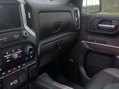 Used 2022 Chevrolet Silverado 1500 RST w/ Redline Edition image 21