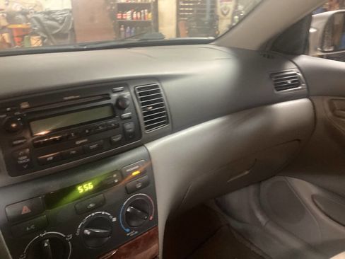 Used 2007 Toyota Corolla LE image 10