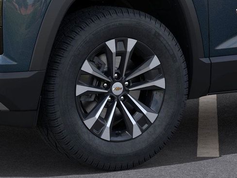 New 2026 Chevrolet Equinox LT w/ Safety and Technology Package image 9