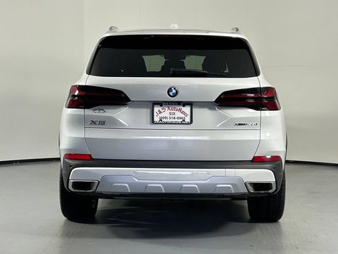 Used 2024 BMW X5 xDrive40i w/ Premium Package AWD/4WD image 7