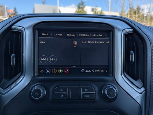 Used 2020 Chevrolet Silverado 1500 LTZ AWD/4WD image 22