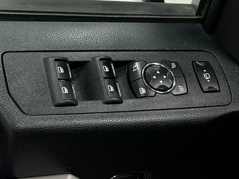 Used 2018 Ford F250 Lariat w/ Lariat Ultimate Package image 18