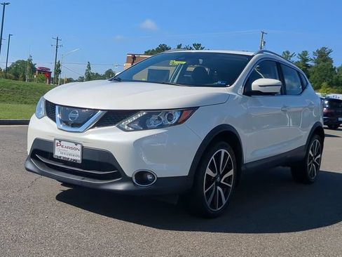 Used 2017 Nissan Rogue Sport SL w/ SL Premium Package FWD image 8