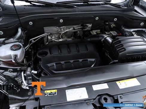 Used 2025 Volkswagen Atlas Cross Sport SE w/ Panoramic Sunroof Package image 28