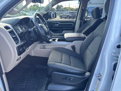 Used 2020 RAM 1500 Big Horn AWD/4WD image 9