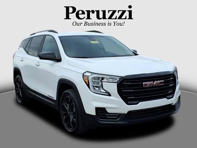 Used 2022 GMC Terrain SLE w/ Driver Convenience Package