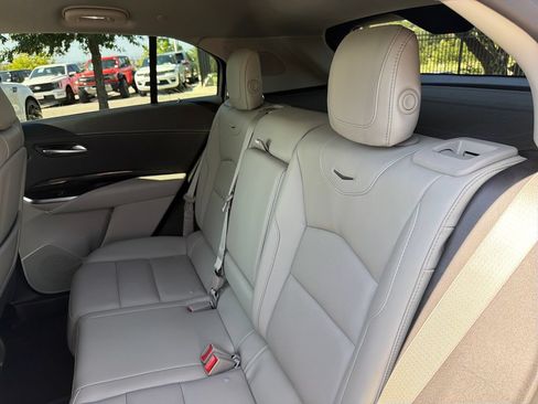 Used 2023 Cadillac XT4 Premium Luxury w/ Technology Package AWD/4WD image 34