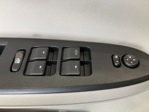 Used 2012 Chevrolet Impala LT w/ LT Sunroof Package image 14