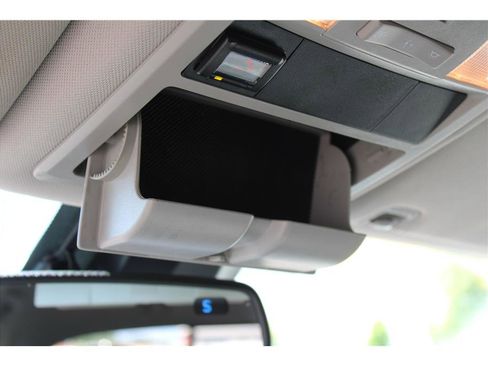 Used 2021 Toyota Tacoma SR5 image 33