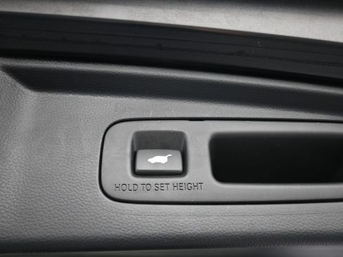 Used 2025 Honda CR-V EX-L image 23