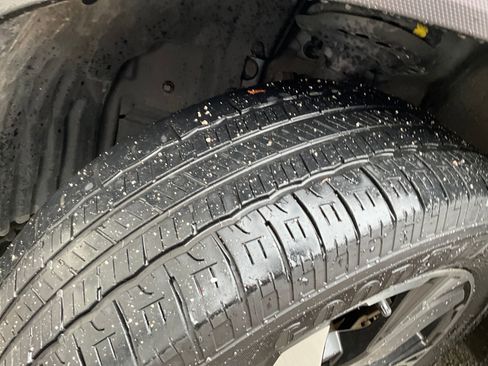 Used 2021 Subaru Forester Touring image 37