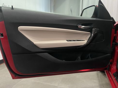 Used 2019 BMW 230i xDrive Convertible w/ Convenience Package image 13