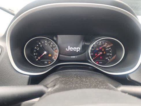 Used 2019 Jeep Compass Limited AWD/4WD image 25