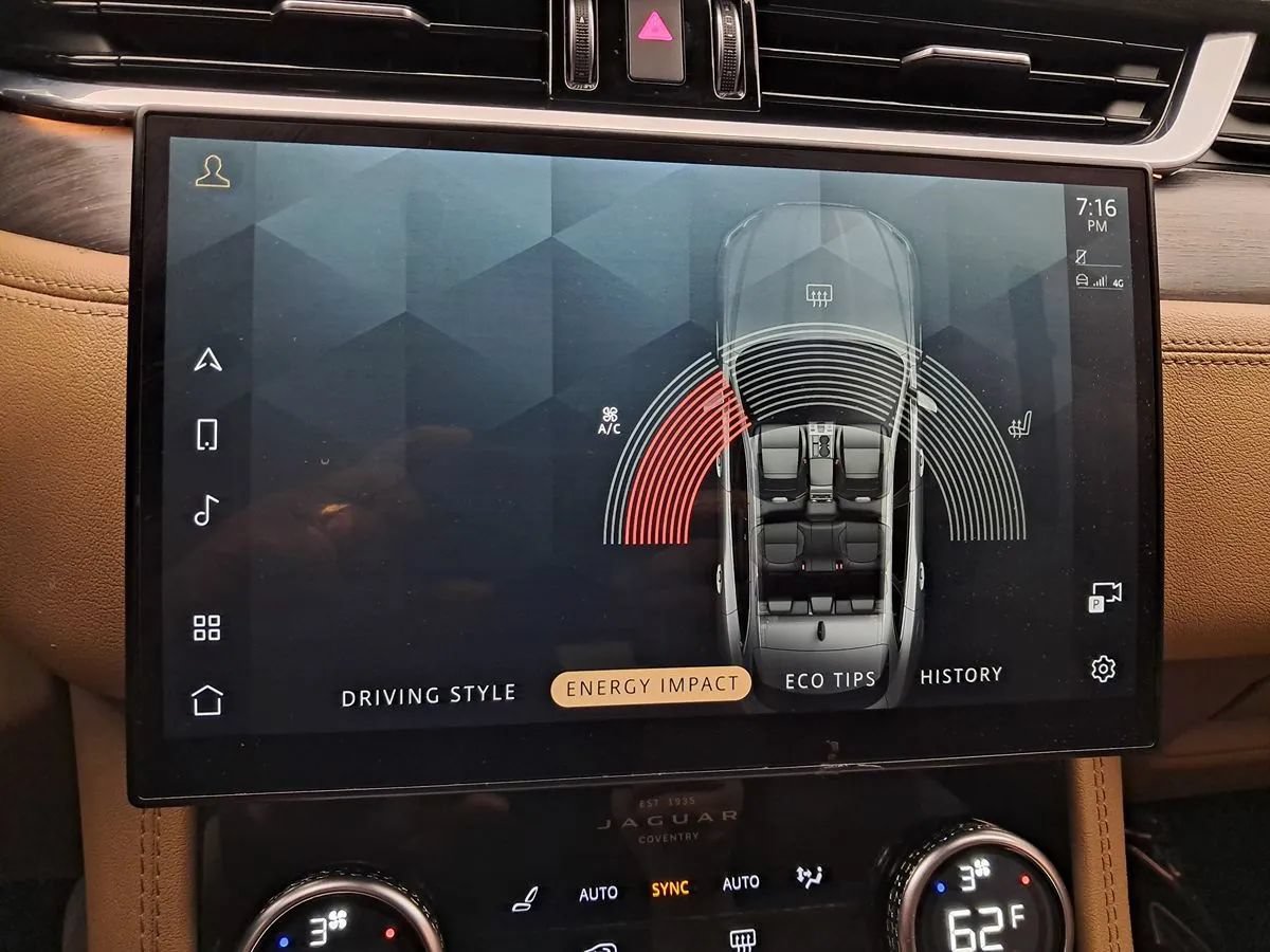 Used 2021 Jaguar F-PACE S AWD/4WD image 33