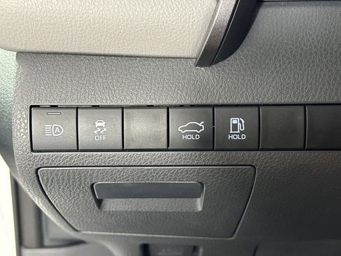 Used 2023 Toyota Camry LE FWD image 22