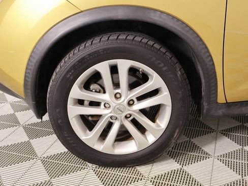Used 2013 Nissan Juke SV image 16
